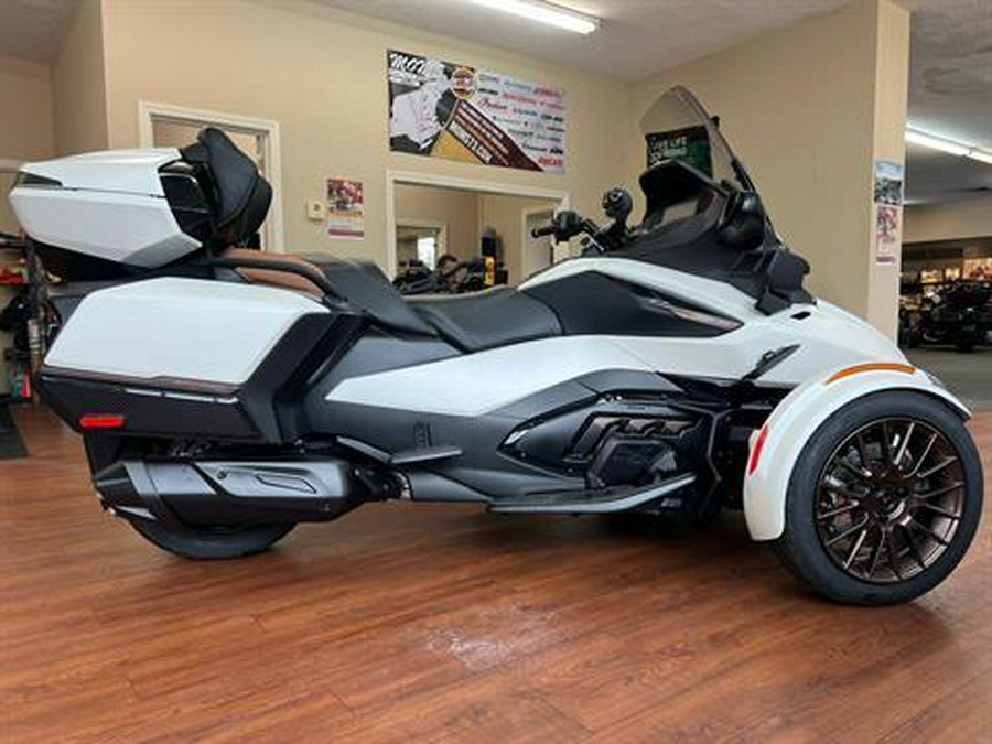 2024 Can-Am Spyder RT Sea-to-Sky