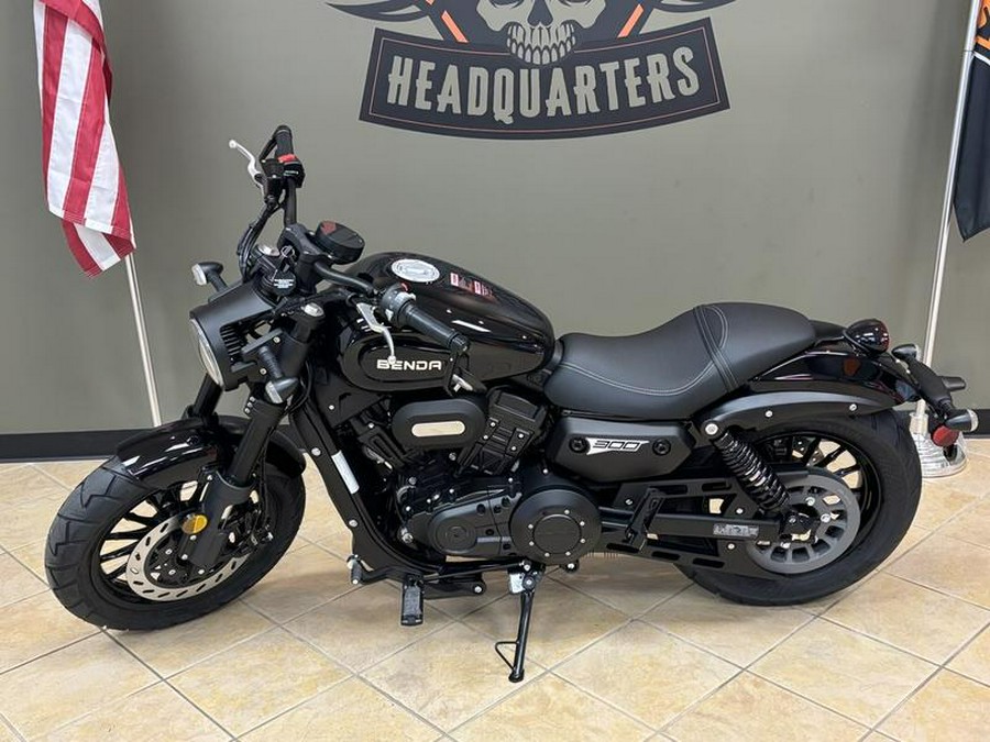 2025 Benda Chinchilla 300