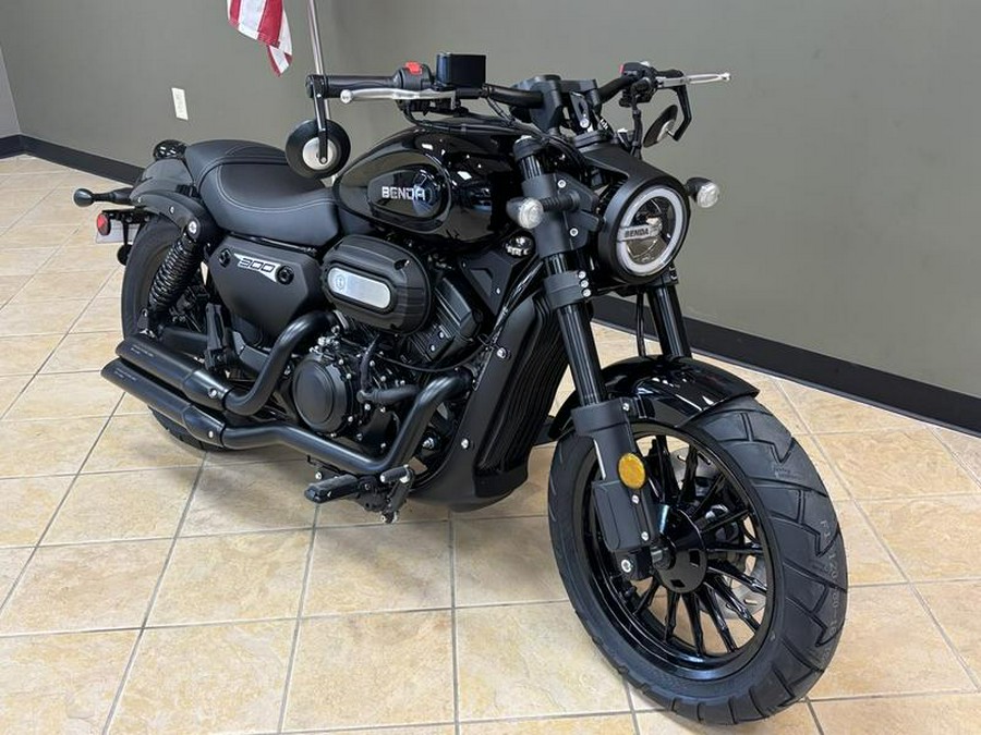 2025 Benda Chinchilla 300