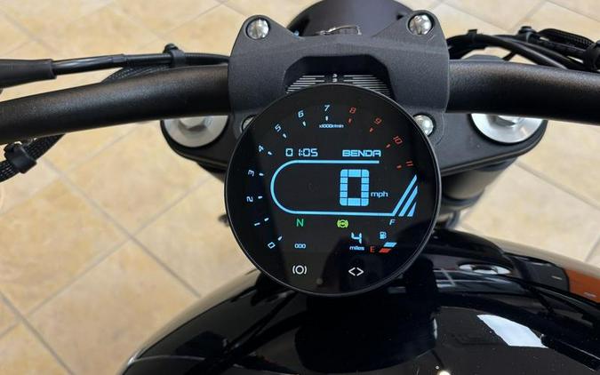 2025 Benda Chinchilla 300