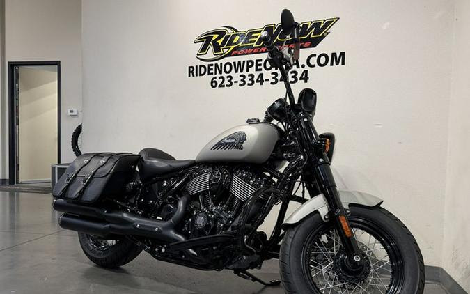 2023 Indian Chief Bobber Dark Horse Silver Quartz Smoke