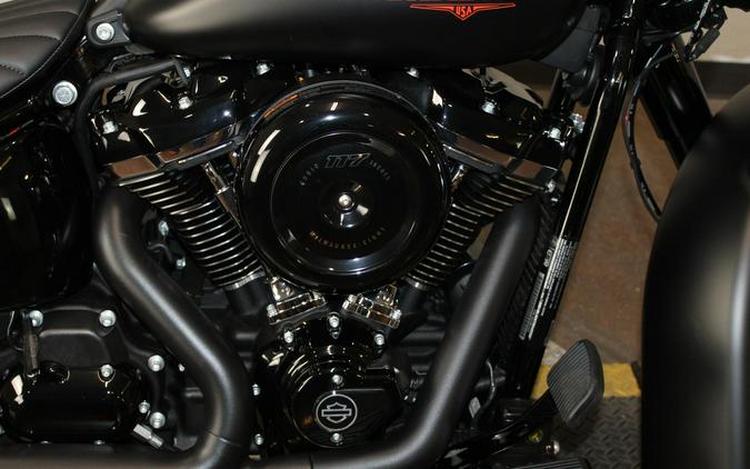 2026 Harley-Davidson® Deadwood™ Black Denim