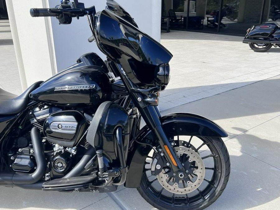 2018 Harley-Davidson® FLHXS - Street Glide® Special