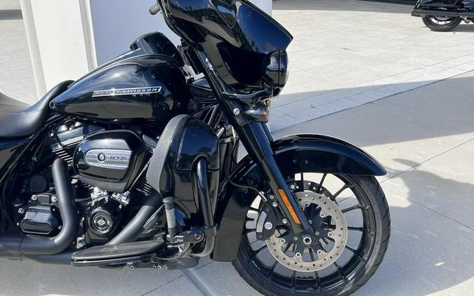 2018 Harley-Davidson® FLHXS - Street Glide® Special