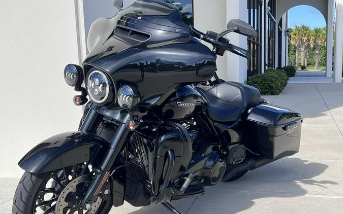 2018 Harley-Davidson® FLHXS - Street Glide® Special