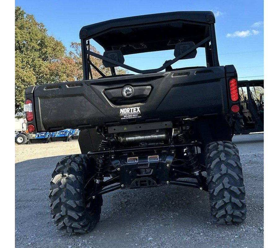 2024 Can-Am® Defender XT HD10