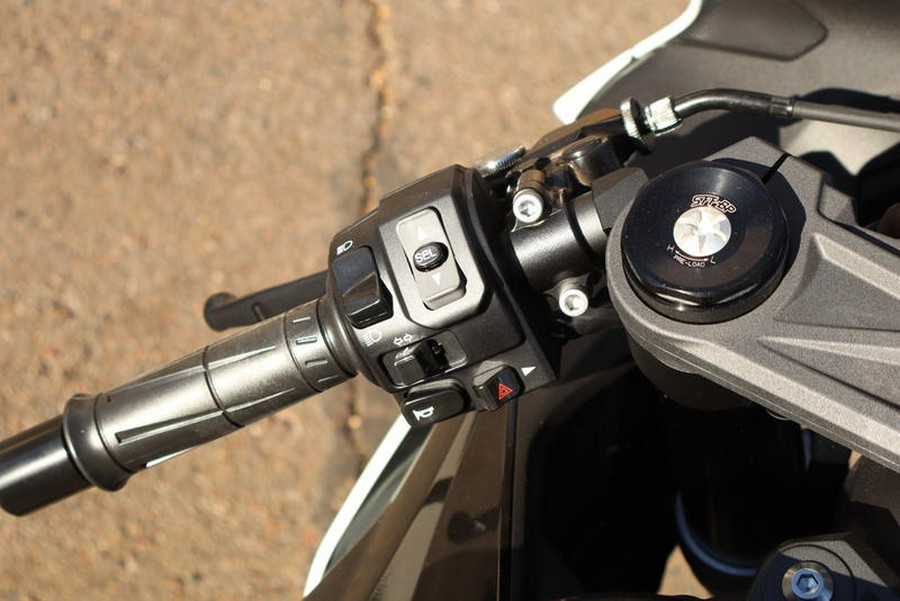 2026 Kawasaki Ninja® ZX™-6R ABS