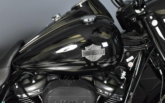 2025 Harley-Davidson Road King Special Vivid Black