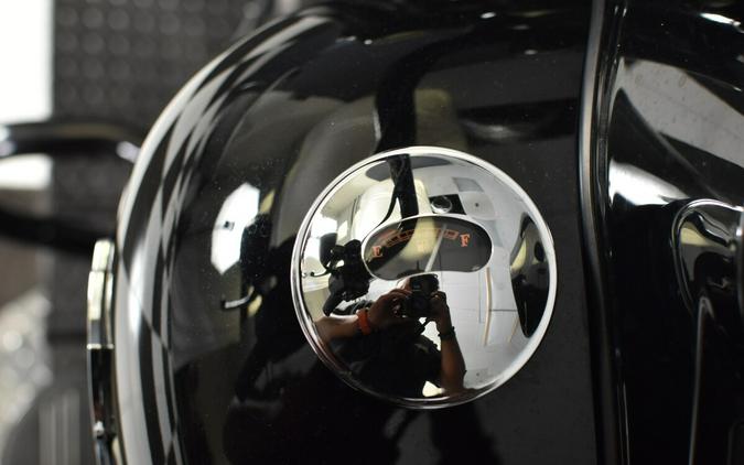 2025 Harley-Davidson Road King Special Vivid Black