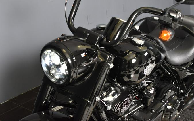 2025 Harley-Davidson Road King Special Vivid Black