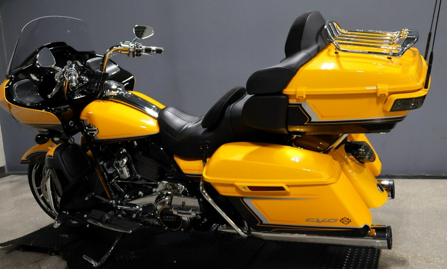 2022 Harley-Davidson CVO Road Glide Limited FLTRKSE
