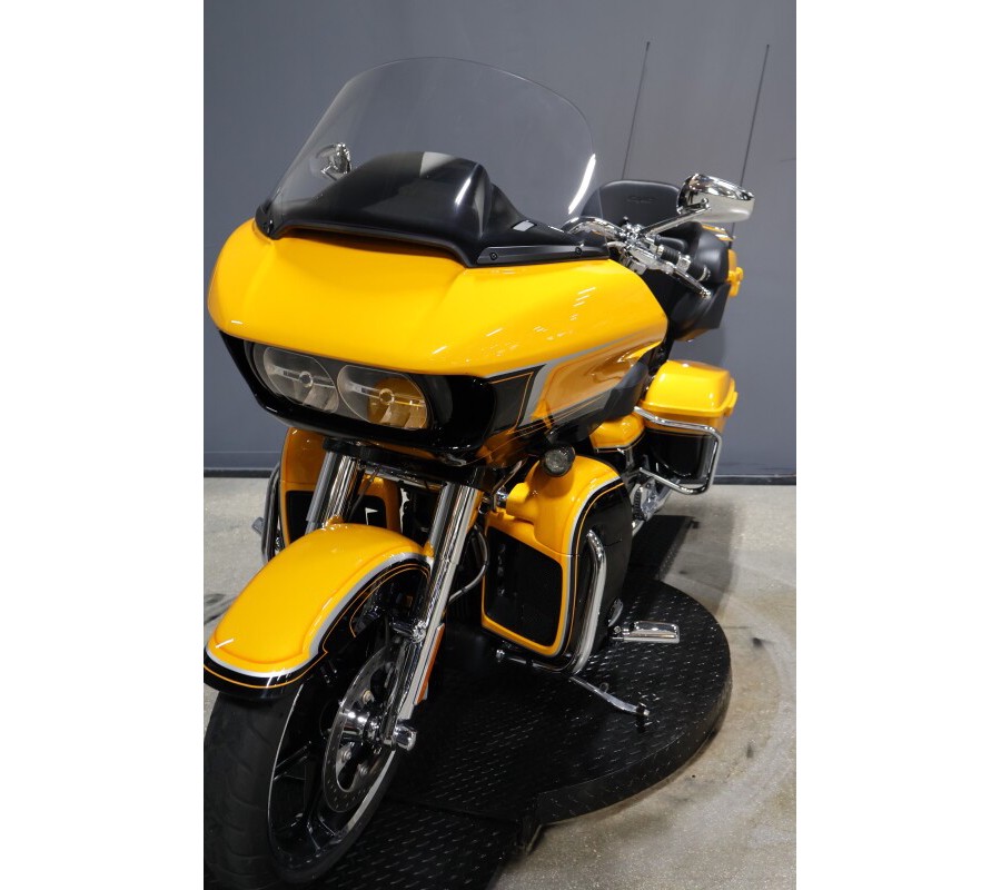 2022 Harley-Davidson CVO Road Glide Limited FLTRKSE