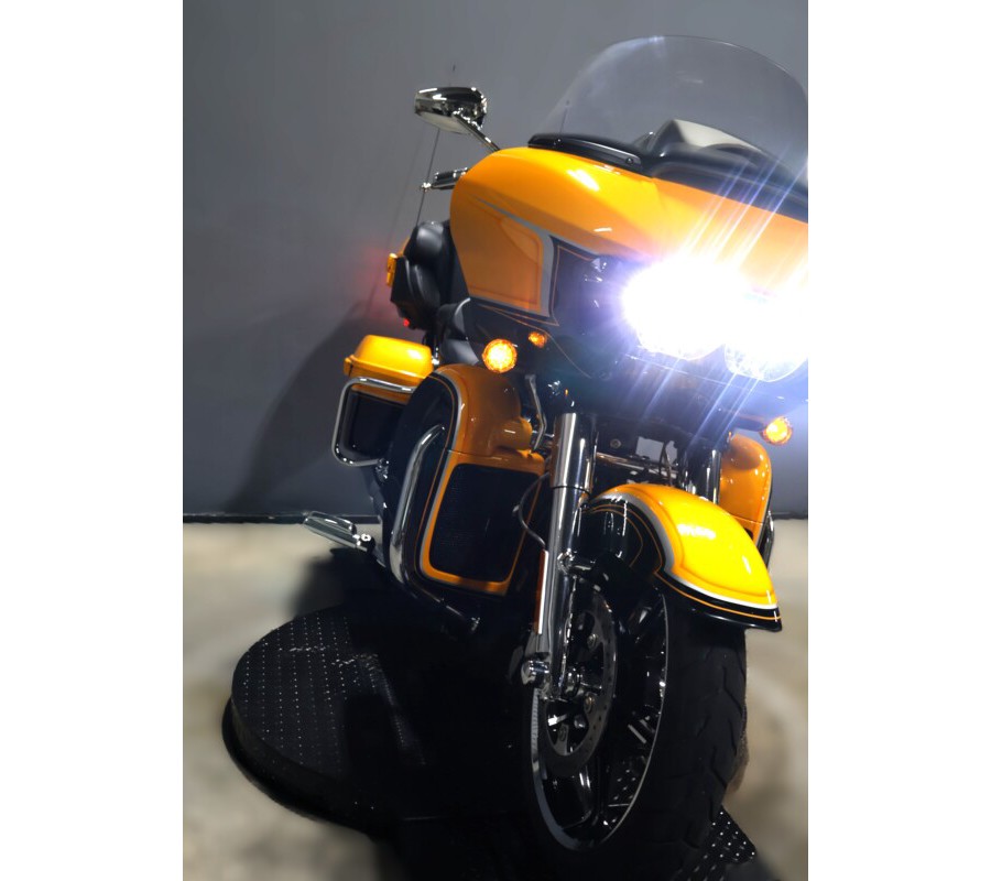 2022 Harley-Davidson CVO Road Glide Limited FLTRKSE
