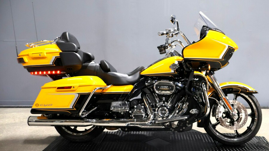 2022 Harley-Davidson CVO Road Glide Limited FLTRKSE