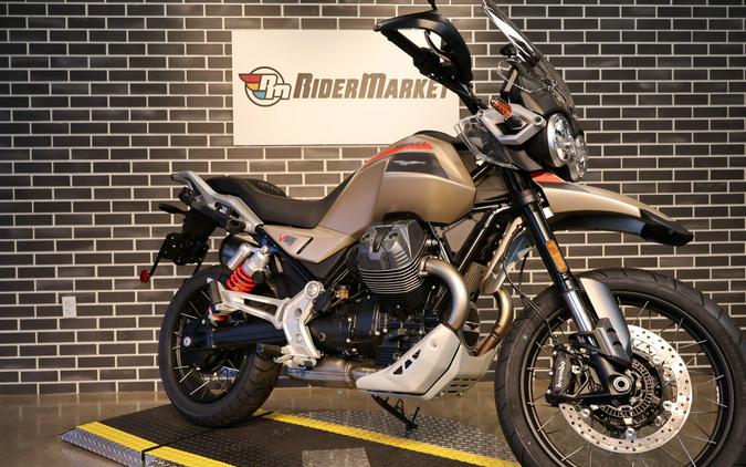 2025 Moto Guzzi V85 TT TRAVEL