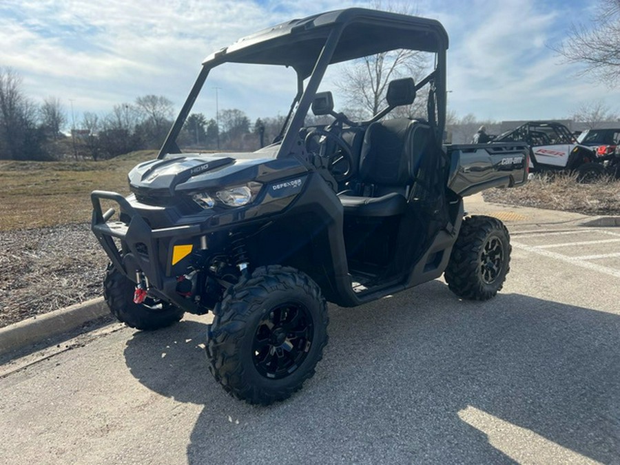 2023 Can-Am Defender XT HD10