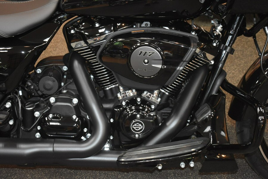 FLTRX 2025 Road Glide™