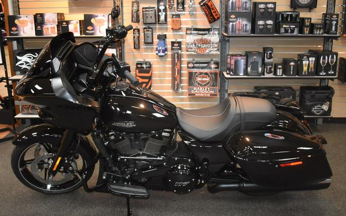 FLTRX 2025 Road Glide™