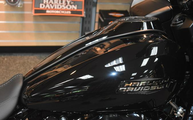 FLTRX 2025 Road Glide™