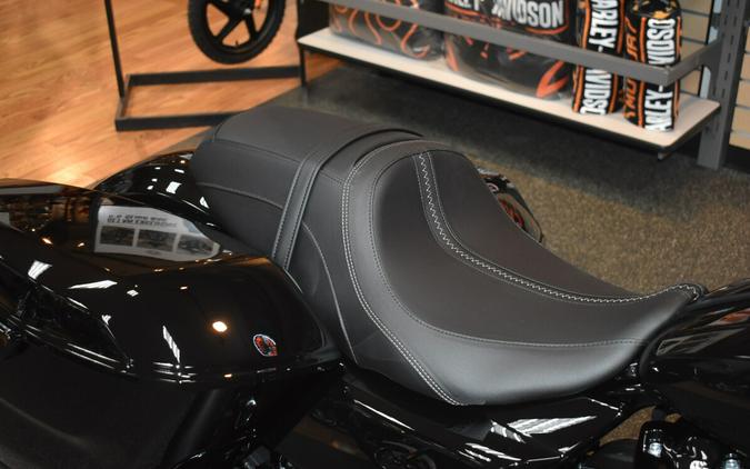 FLTRX 2025 Road Glide™