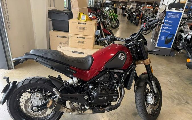 2021 Benelli Leoncino Trail