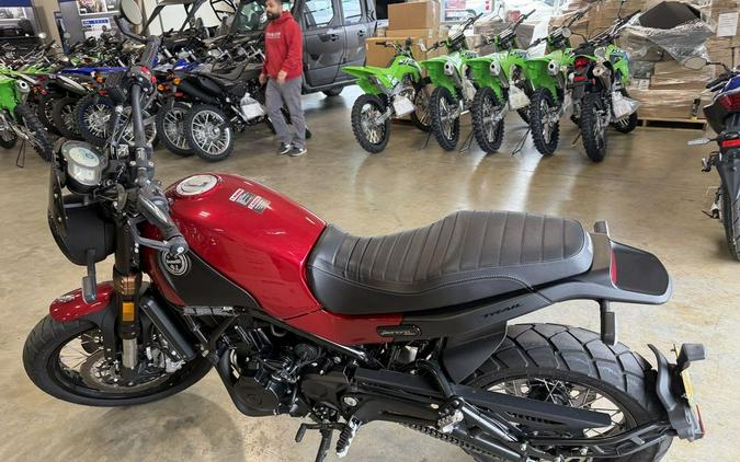 2021 Benelli Leoncino Trail