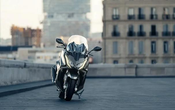 2026 Kymco AK 550i Premium