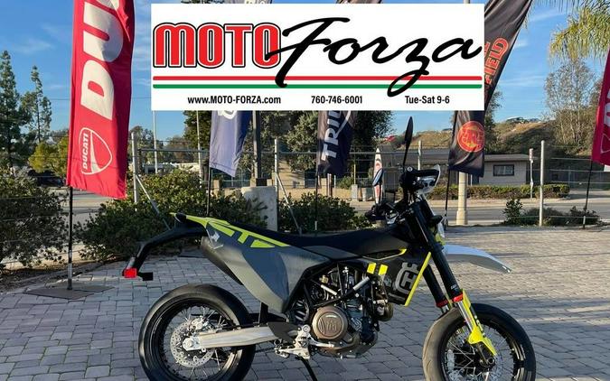 2024 Husqvarna® 701 Supermoto