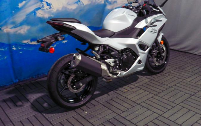 2024 Kawasaki Ninja® 500 ABS