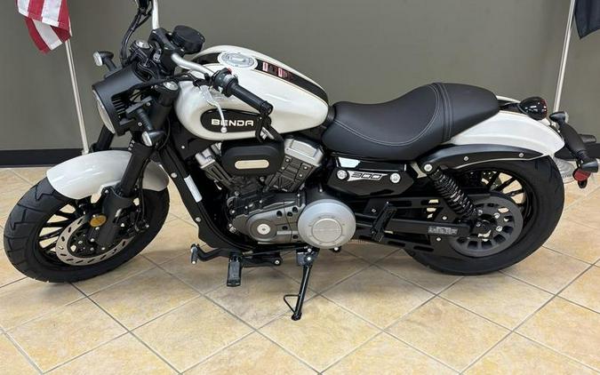 2025 Benda Chinchilla 300