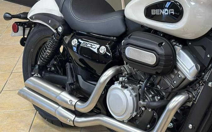 2025 Benda Chinchilla 300