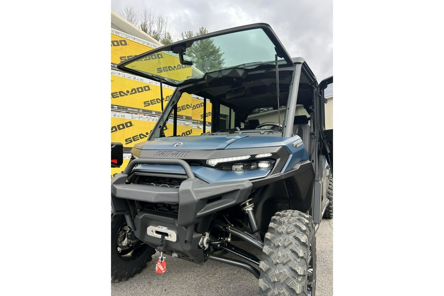 2026 Can-Am Defender Limited HD11