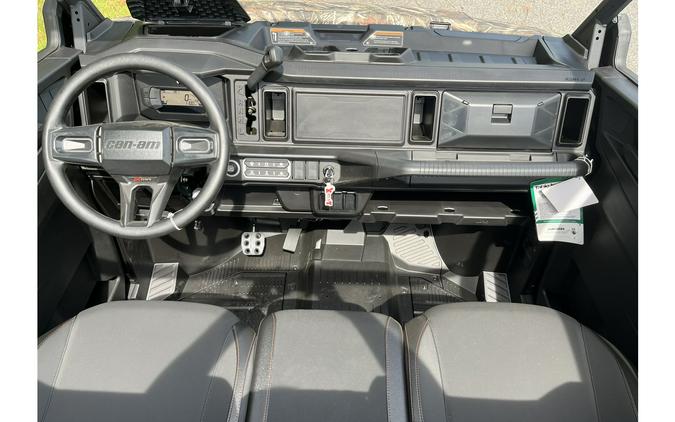 2026 Defender MAX X mr with Half Doors HD11 - Can-Am