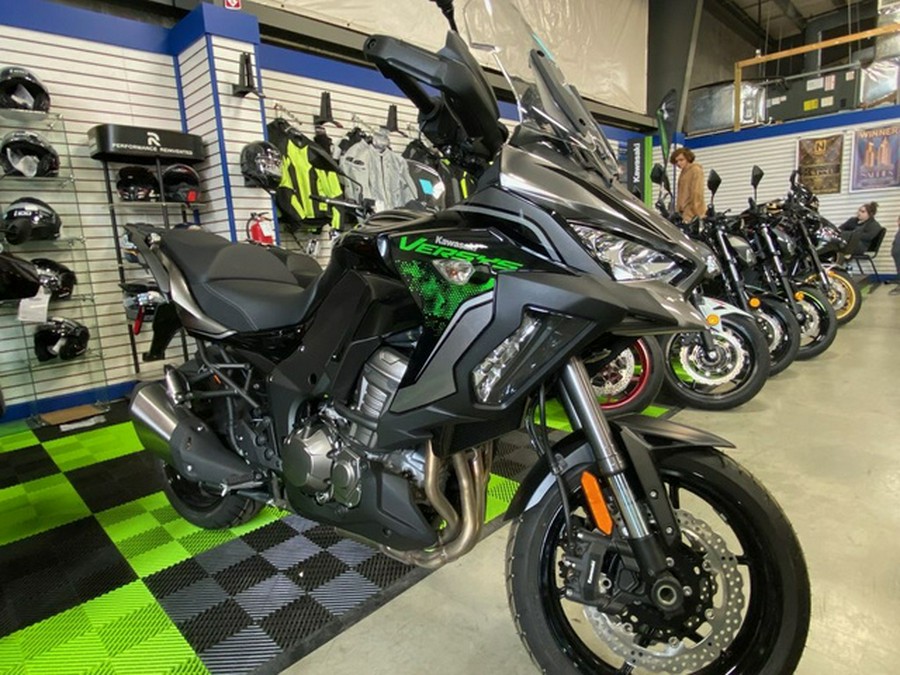 2023 Kawasaki Versys 1000 SE LT+