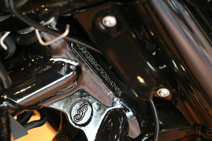 2024 Indian Motorcycle® Super Chief ABS Black Metallic