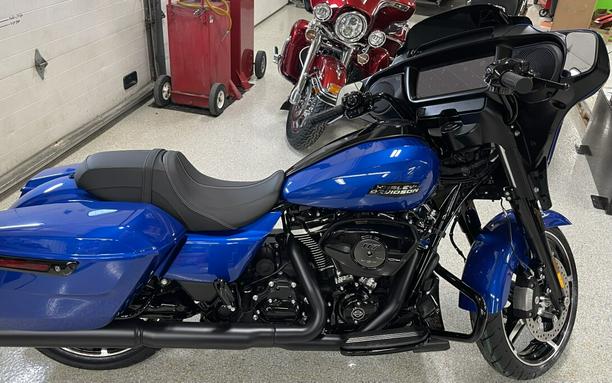 2024 Harley-Davidson Road Glide® Blue Burst - Black Finish