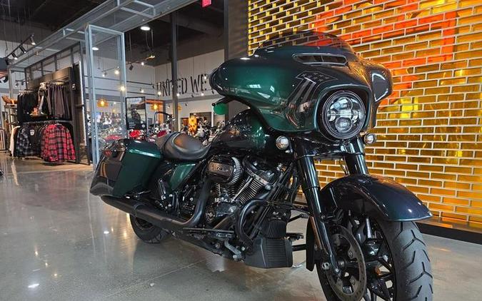 2021 Harley-Davidson Street Glide Special Review: Performance and Style