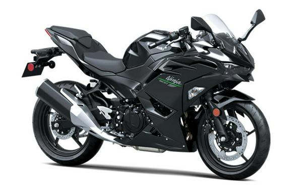 2024 Kawasaki Ninja® 500 Base