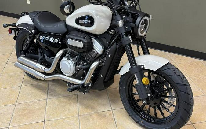 2025 Benda Chinchilla 300