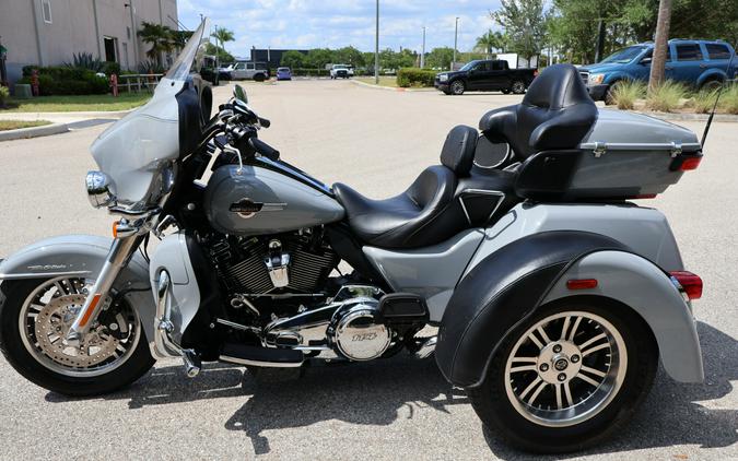 2024 Harley-Davidson Tri Glide Ultra FLHTCUTG