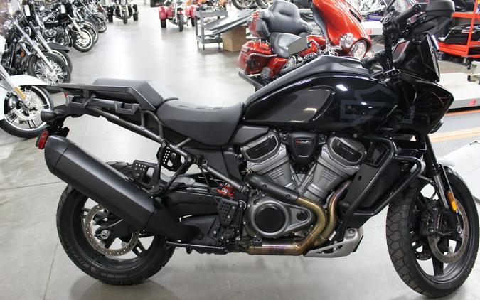 2022 Harley-Davidson® RA1250 - Pan America™ 1250 S
