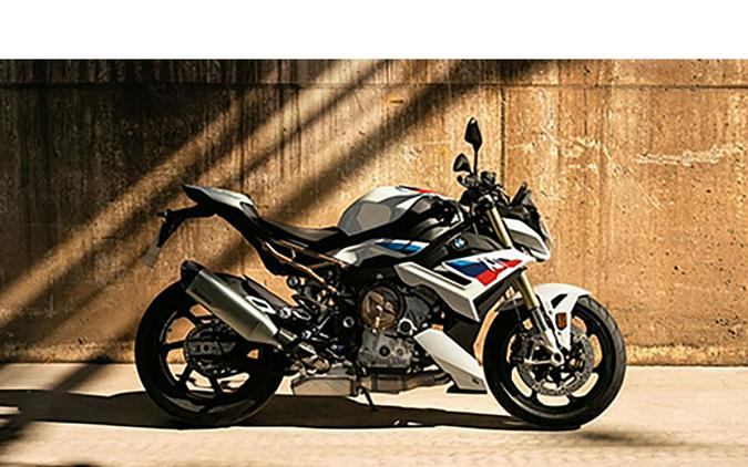 2024 BMW M 1000 R