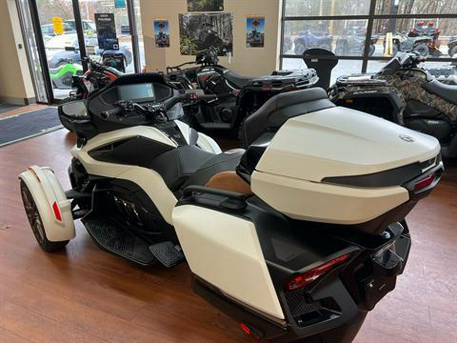 2024 Can-Am Spyder RT Sea-to-Sky