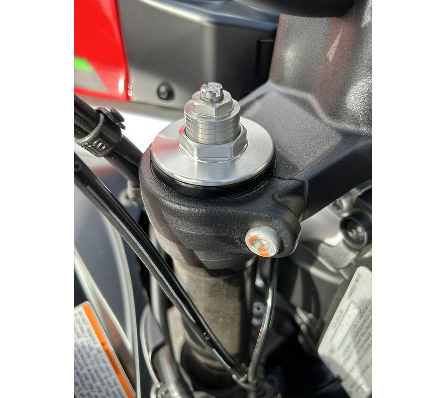 2024 Aprilia Tuono 660