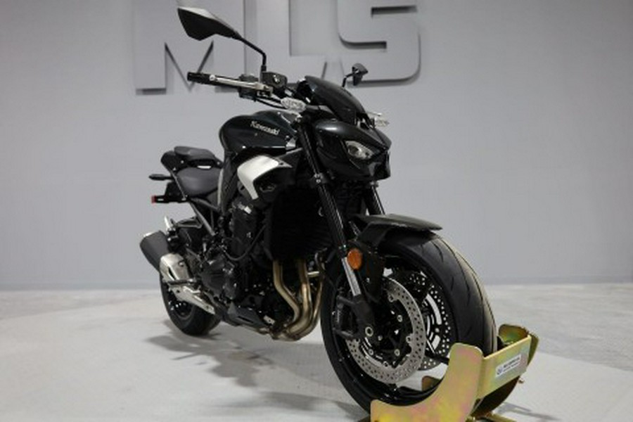 2025 Kawasaki Z900 ABS