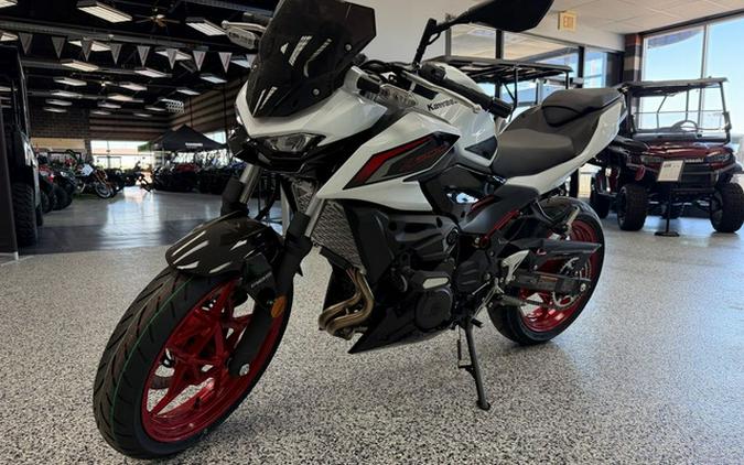 2026 Kawasaki Z500 SE ABS