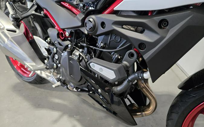 2026 Kawasaki Z500 SE ABS