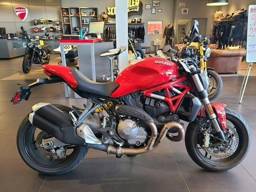 2020 Ducati Monster 821 Stealth Review (15 Fast Facts)