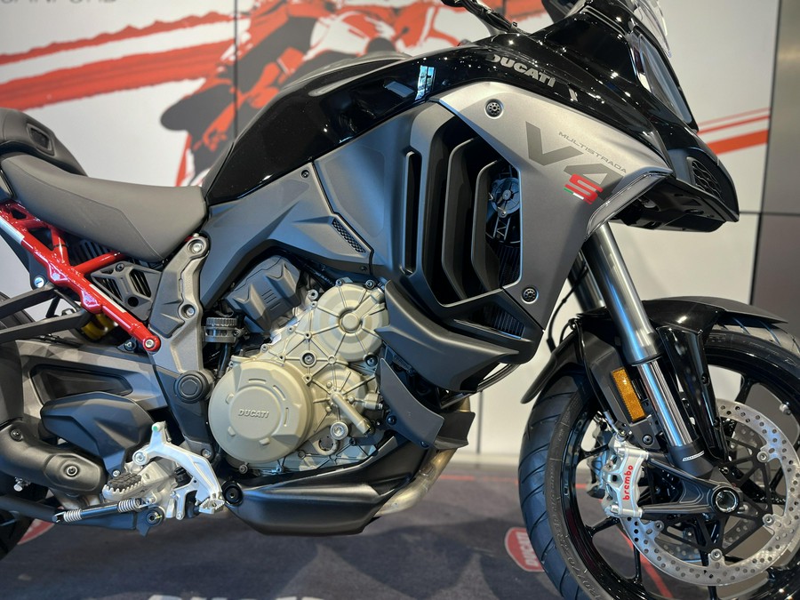 2025 Ducati MULTISTRADA V4S TRAVEL RADAR