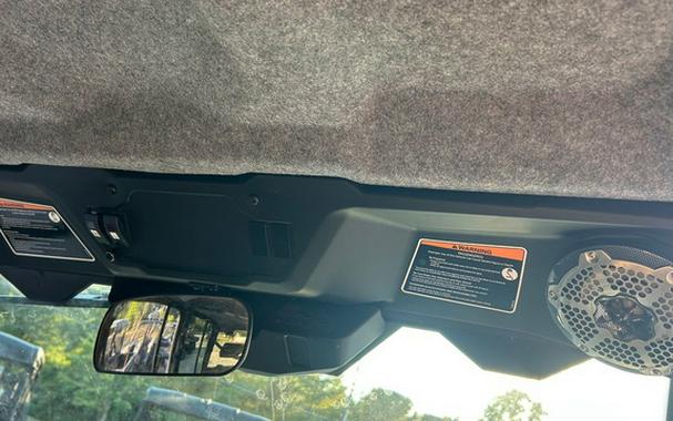 2025 Can-Am Defender MAX Limited HD10